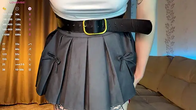 BlondeBun online show from February 19, 9:00 pm