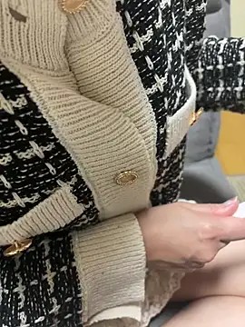 maonyan6 online show from April 14, 1:44 am