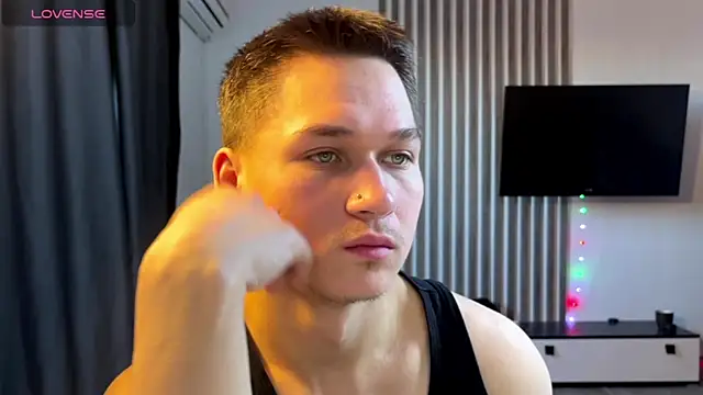 InfernoLustt online show from January 13, 9:25 am