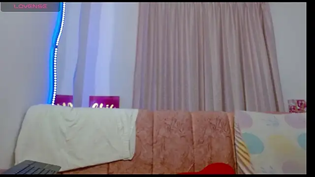 Caticatrina online show from April 5, 1:03 am