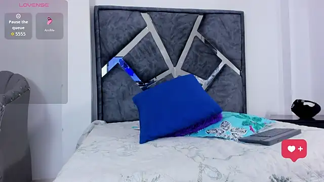 Liam saint online show from February 10, 12:53 pm