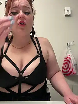 KittyCreamKisses online show from February 13, 5:36 am