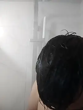 latinomoreno95 online show from January 14, 8:25 pm