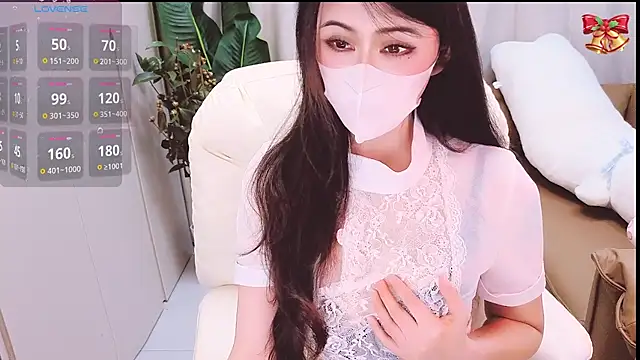 1-Emma-1 online show from July 10, 11:46 am