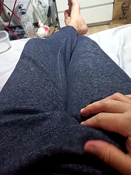 Henrytsuzuki online show from January 6, 12:25 am