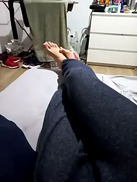 Henrytsuzuki online show from January 7, 8:00 pm