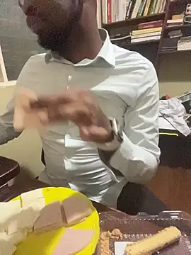 Snapshot of s_hornet chatting on February 15, 2:19 am s hornet online show from February 15, 2:19 am