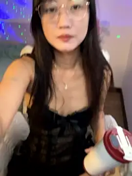 AnnieLi888 online show from January 14, 8:42 am