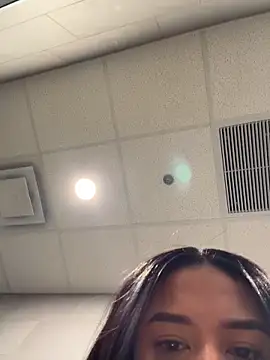 Snapshot of AnahiSkye chatting on February 25, 4:38 pm AnahiSkye online show from February 25, 4:38 pm