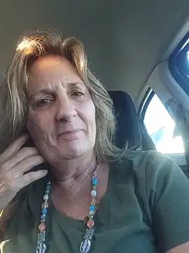 Snapshot of HotAzMilf chatting on February 7, 11:41 pm HotAzMilf online show from February 7, 11:41 pm