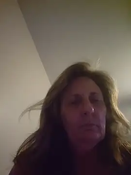 Snapshot of HotAzMilf chatting on February 17, 6:54 am HotAzMilf online show from February 17, 6:54 am