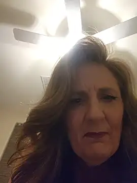 Snapshot of HotAzMilf chatting on February 21, 3:18 am HotAzMilf online show from February 21, 3:18 am