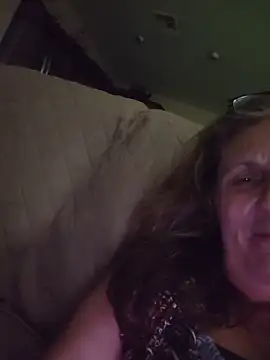 HotAzMilf online show from April 8, 7:19 am