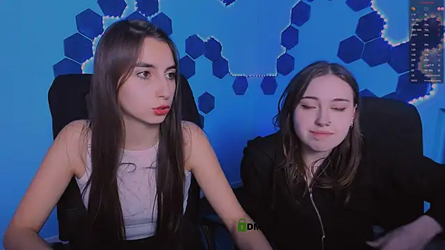 nancy xoxo  online show from January 9, 2:20 pm