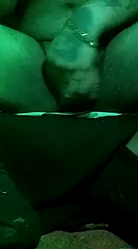 Robikabig20 online show from December 8, 4:04 am