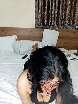 Cutee Payal online show from January 11, 7:52 pm