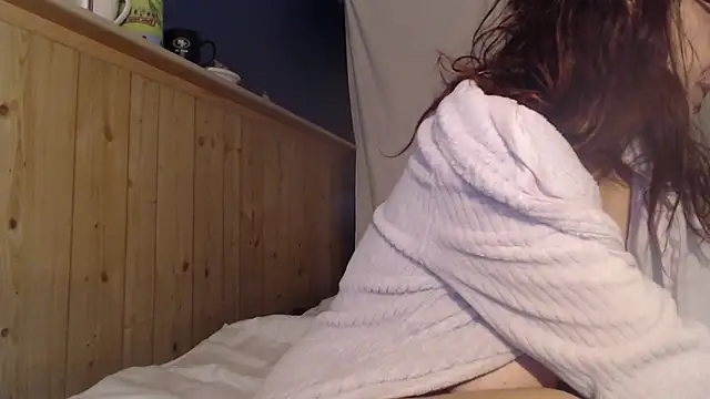 saraswirls69xh online show from April 4, 10:35 am