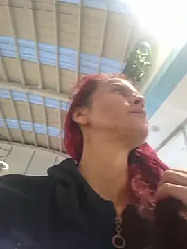 cintia love online show from March 3, 11:10 pm