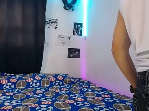 YourSecretCraving online show from January 10, 2:13 am