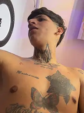 Sam sexy 35 online show from February 5, 12:15 am