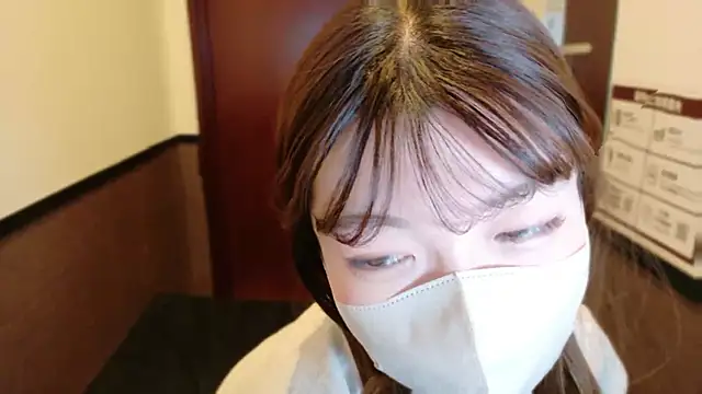   Yui  online show from January 10, 2:24 am