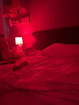 Snapshot of cloudyplay661 chatting on February 13, 8:16 pm cloudyplay661 online show from February 13, 8:16 pm