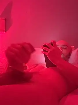 Snapshot of cloudyplay661 chatting on February 19, 8:38 pm cloudyplay661 online show from February 19, 8:38 pm