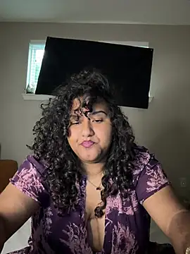 Snapshot of Angeliccreamyrican chatting on May 31, 10:22 pm Angeliccreamyrican online show from May 31, 10:22 pm