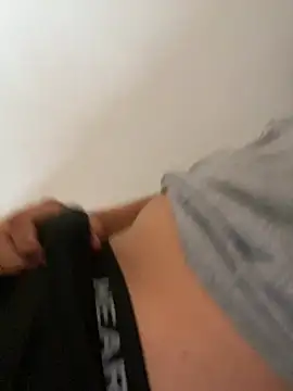 lzinho9153 online show from January 13, 11:48 am