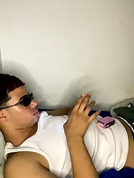 lzinho9153 online show from February 9, 3:10 am