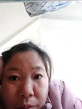 Snapshot of donaaa2 chatting on January 8, 1:30 am donaaa2 online show from January 8, 1:30 am