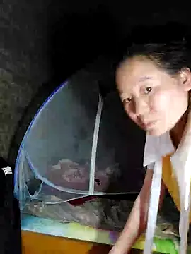 Snapshot of donaaa2 chatting on March 1, 11:12 am donaaa2 online show from March 1, 11:12 am