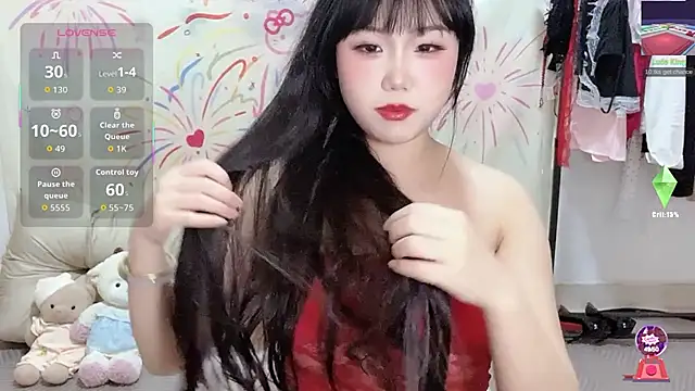 xiaoguai99 online show from April 7, 1:00 pm