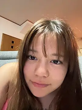 mimi0428 online show from August 6, 3:47 pm