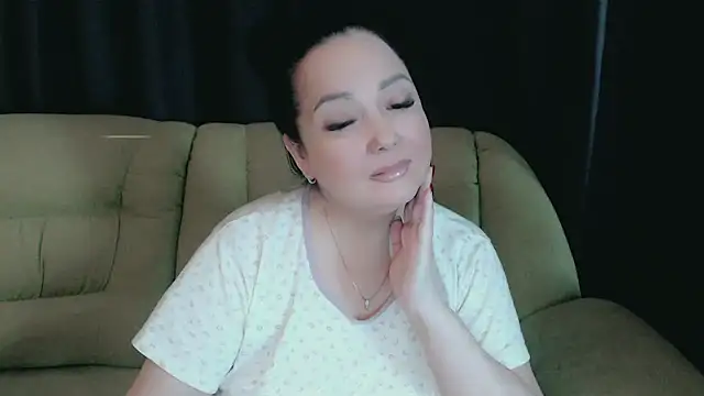 infinity loveliness online show from February 8, 9:23 am