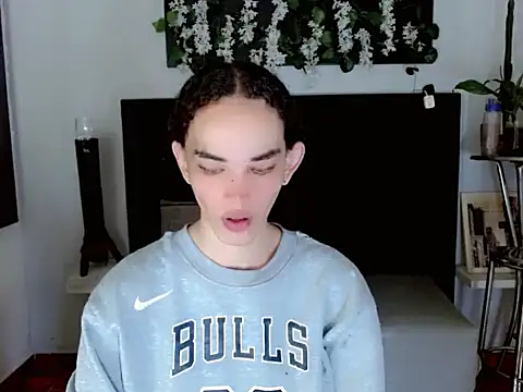 sora jun online show from March 27, 12:38 pm