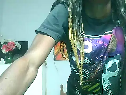 fetichefantasi24cm online show from January 15, 12:15 am