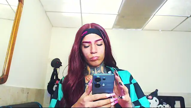 Snapshot of jazmin_wolf chatting on May 11, 1:17 pm jazmin wolf online show from May 11, 1:17 pm