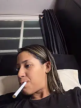 vicky bass  online show from June 21, 3:31 am