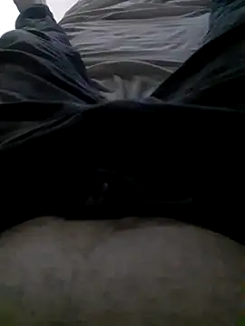 Snapshot of rolaaa2000 chatting on February 12, 1:00 am rolaaa2000 online show from February 12, 1:00 am