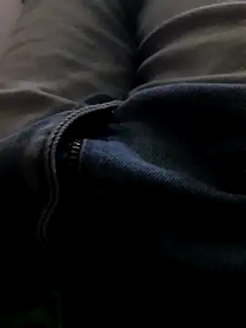 Snapshot of rolaaa2000 chatting on February 19, 11:56 pm rolaaa2000 online show from February 19, 11:56 pm