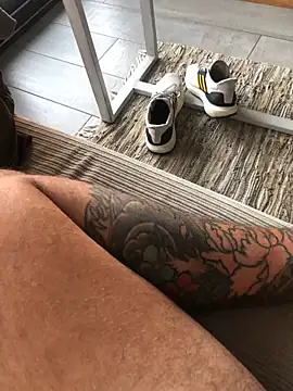 psilocibina22 online show from April 18, 10:30 am