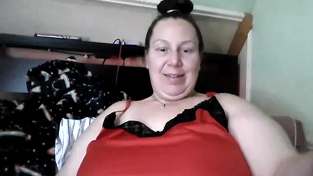 Snapshot of DallaStone chatting on October 25, 3:18 pm DallaStone online show from October 25, 3:18 pm