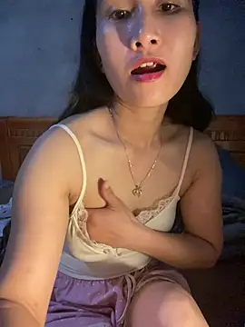 Snapshot of siorin_24 chatting on May 3, 1:39 pm siorin 24 online show from May 3, 1:39 pm