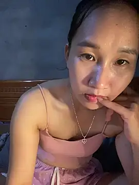 Snapshot of siorin_24 chatting on May 7, 1:49 pm siorin 24 online show from May 7, 1:49 pm