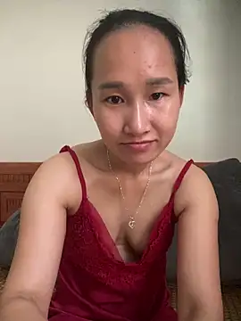 Snapshot of siorin_24 chatting on May 26, 5:14 am siorin 24 online show from May 26, 5:14 am