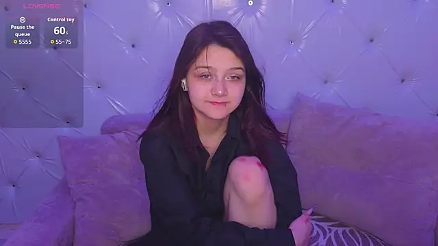 Snapshot of xxxnaughtyfoxyxxx chatting on May 1, 5:17 pm xxxnaughtyfoxyxxx online show from May 1, 5:17 pm