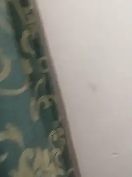 Snapshot of 8inchhere chatting on February 6, 4:43 pm 8inchhere online show from February 6, 4:43 pm