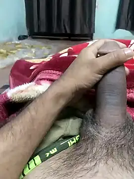 Snapshot of 8inchhere chatting on February 17, 7:53 pm 8inchhere online show from February 17, 7:53 pm