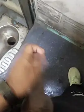 8inchhere online show from March 26, 8:58 pm